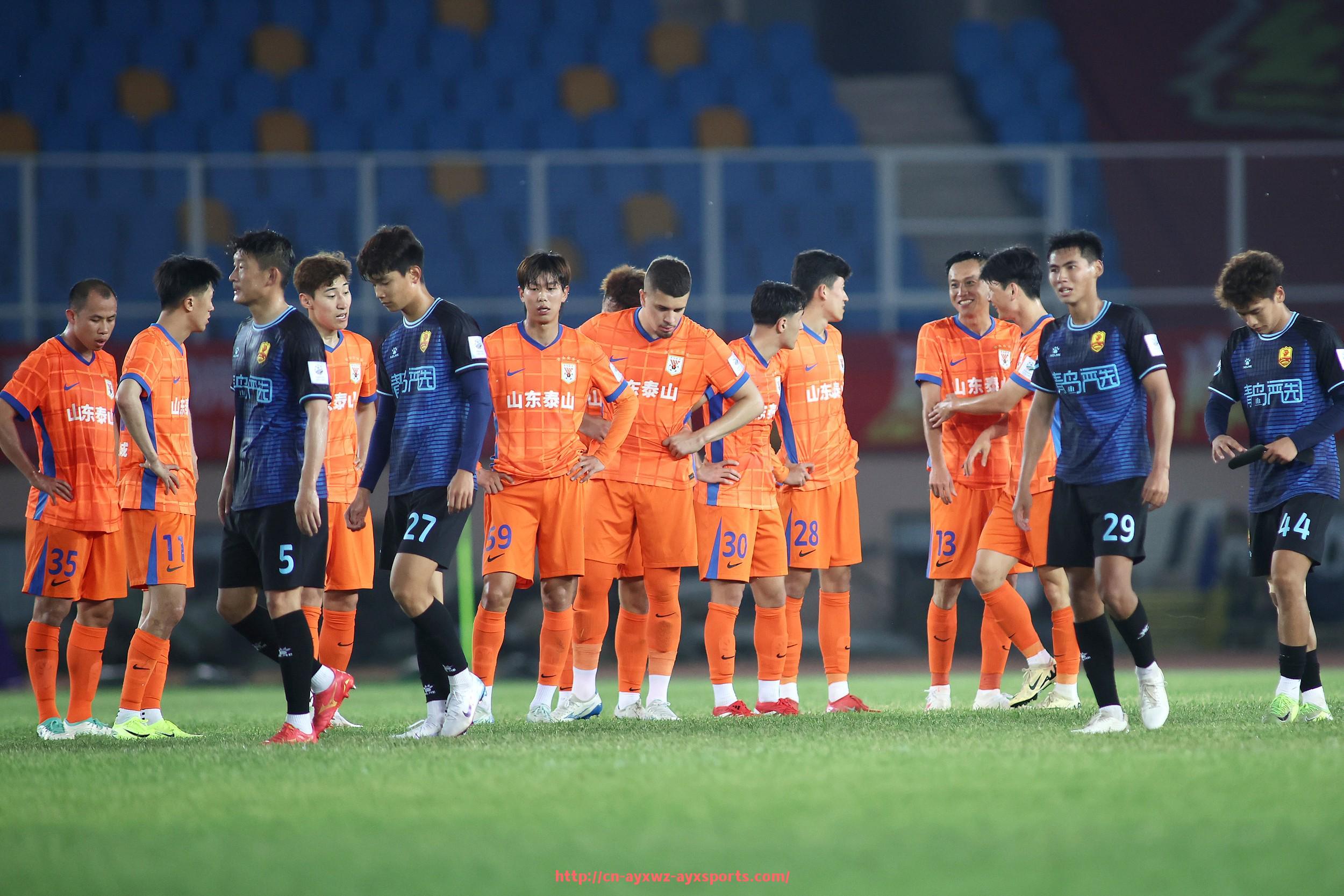 爱游戏体育-2020年中超联赛排行榜及球队综合实力评估